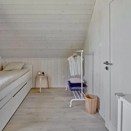 Debowisko Holiday home Sasino