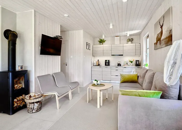 Debowisko Semesterbostad Sasino